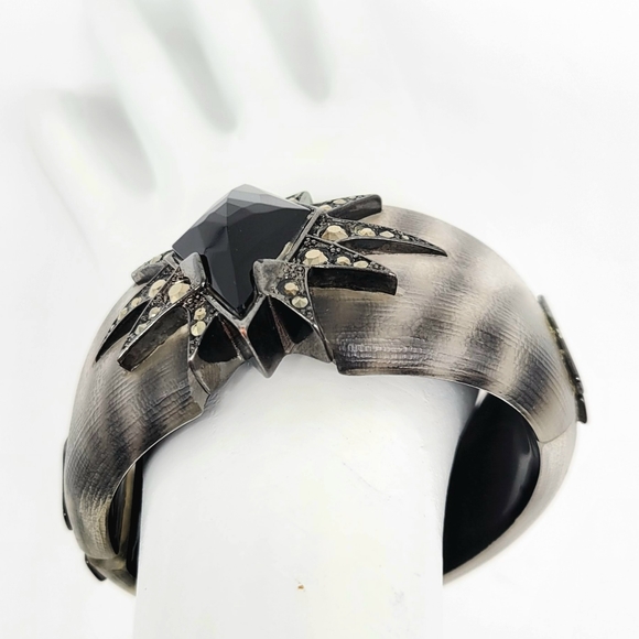 Alexis Bittar GENUINE FACETED ONYX + Swarovski Crystal Zebra Print Bangle - Picture 8 of 14